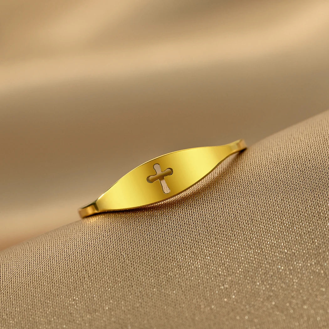 Kinitial Laser Carved Exquisite Fashion Stainless Steel Ring Otter Ring